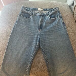Abercrombie curve love high rise loose jean